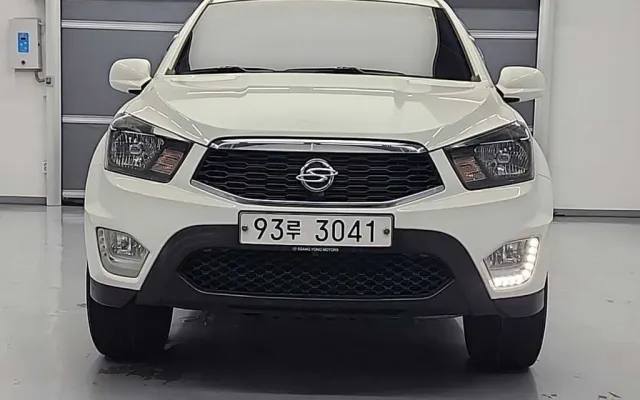 더뉴코란도스포츠 중고차 더뉴코란도스포츠 CX7(4WD) 매물 사진 12 - 2017/10 114,515km